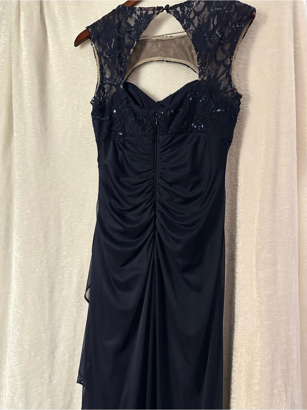 Navy Lace-Shoulder Evening Dress. - Picture 3 of 5